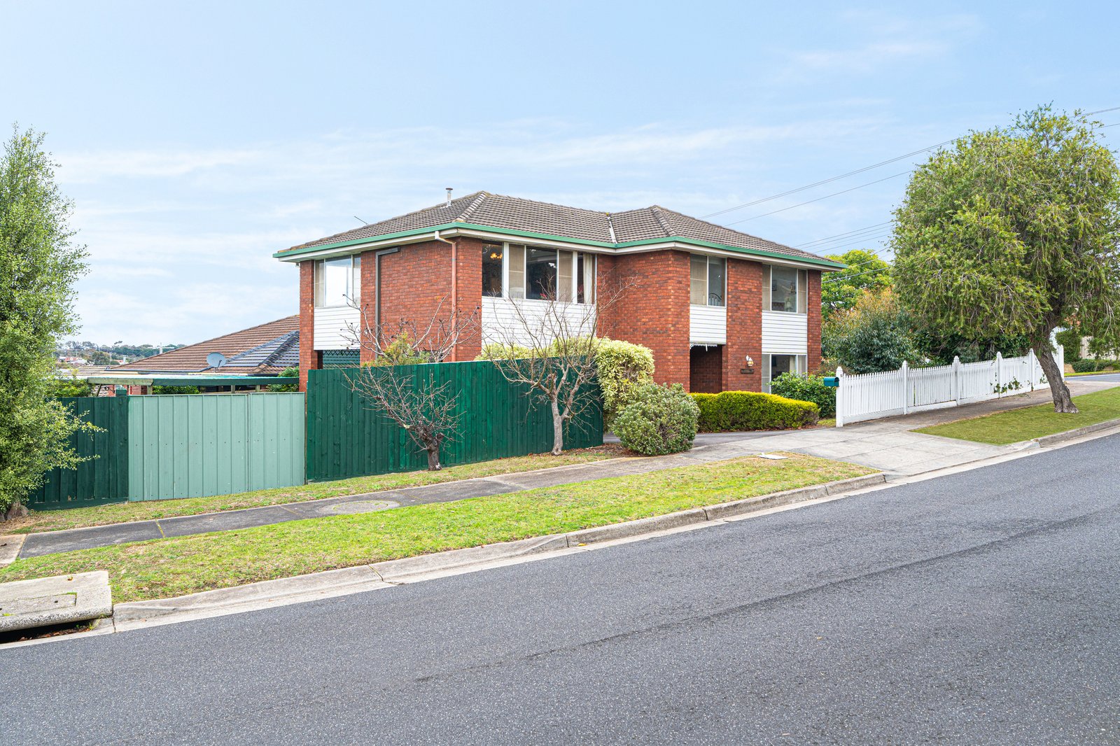 Gallery: 23 Thornhill Road