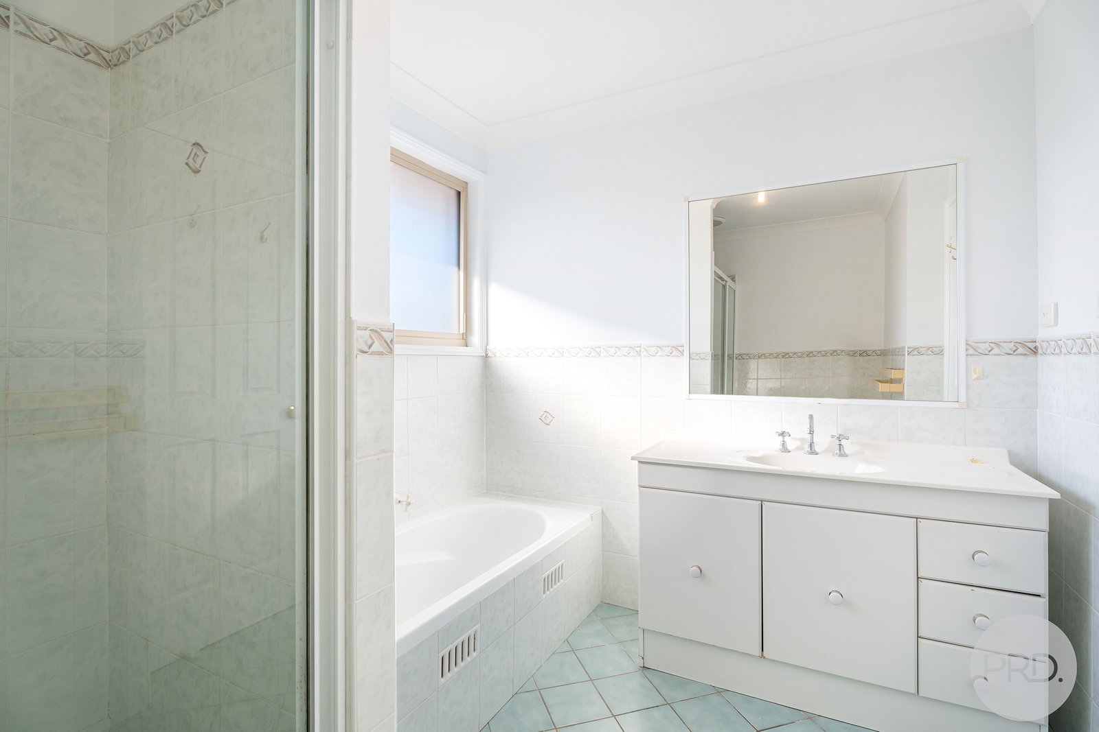 2/3 Thurlow Avenue NELSON BAY 10