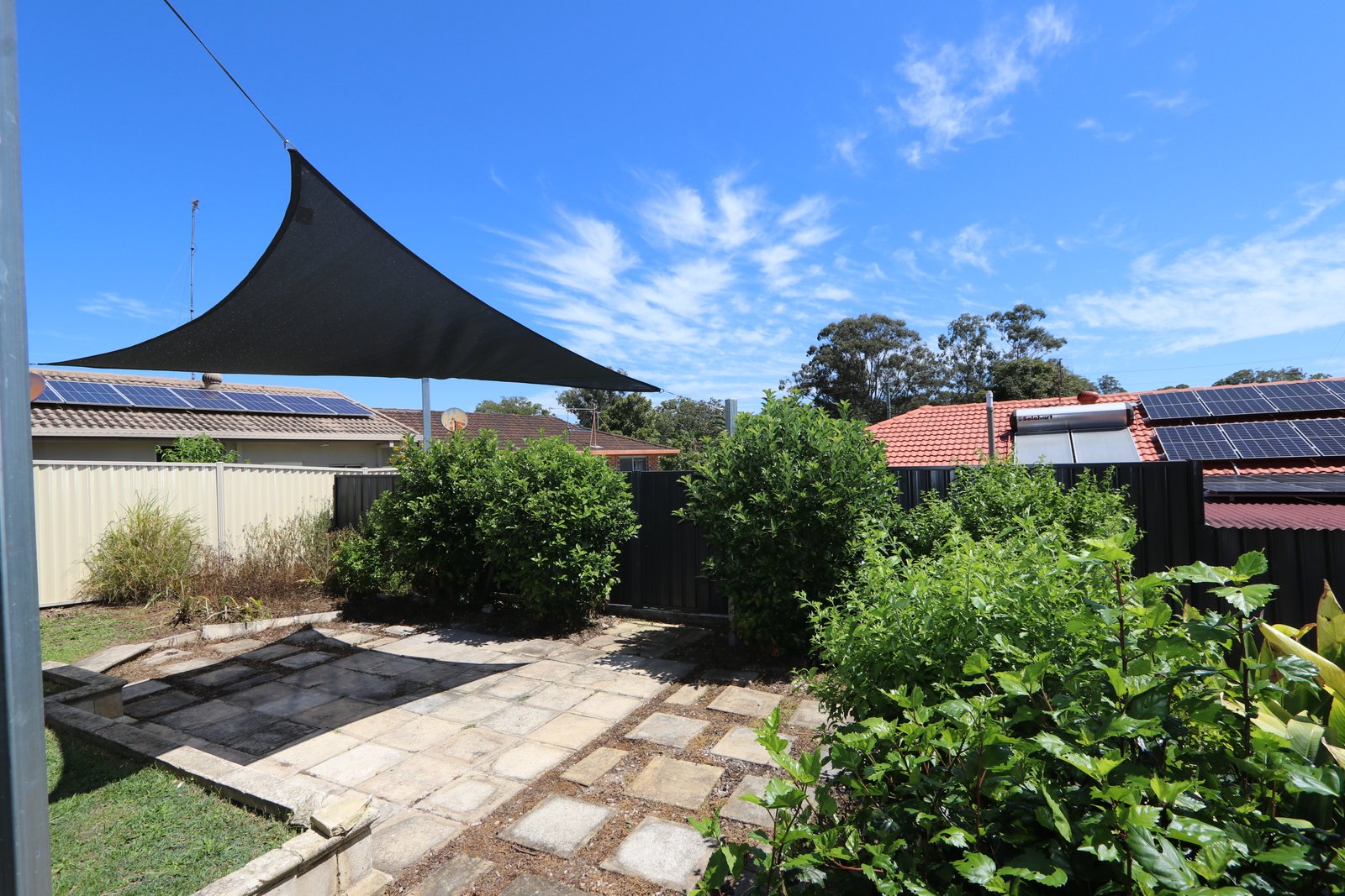 2/3 Tomkins Place SOUTHPORT 1
