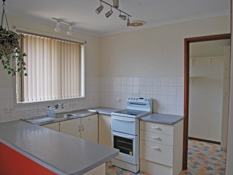 23 Tracey Road AUSTINS FERRY 3