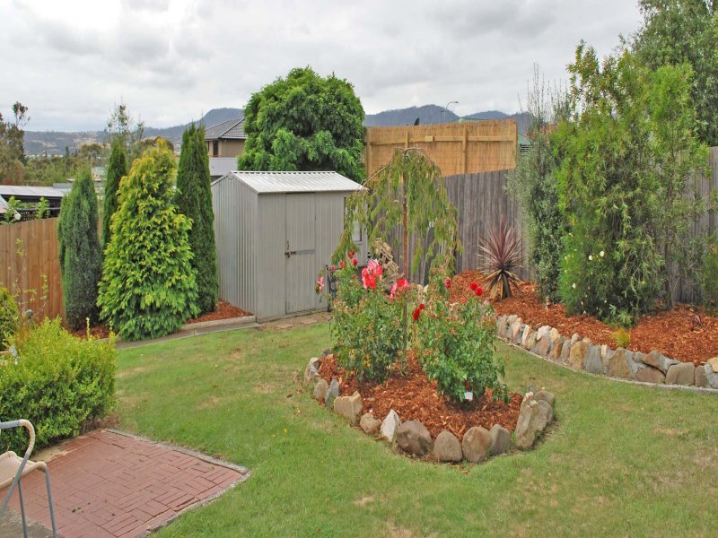 23 Tracey Road AUSTINS FERRY 10