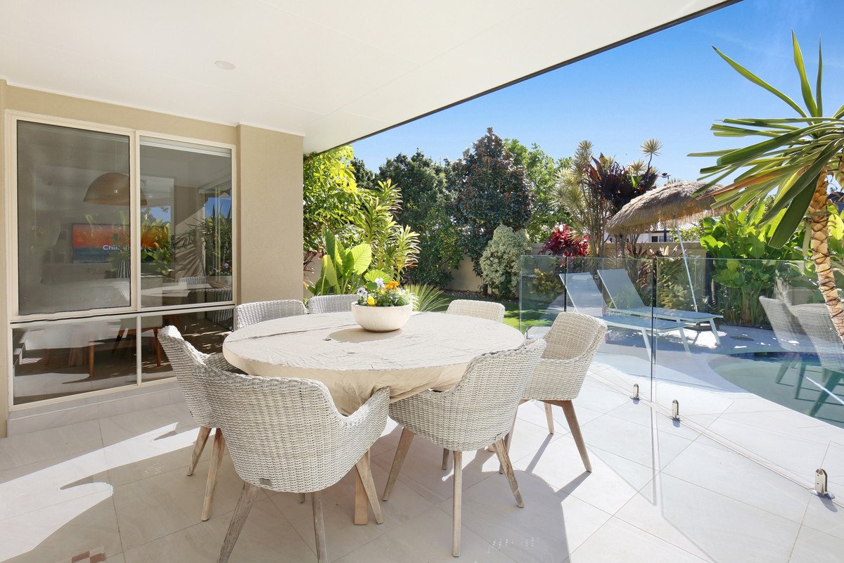 23 Tropicana Circuit Burleigh Waters 17