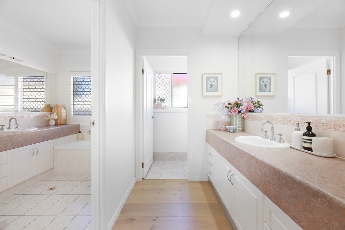 23 Tropicana Circuit Burleigh Waters 22