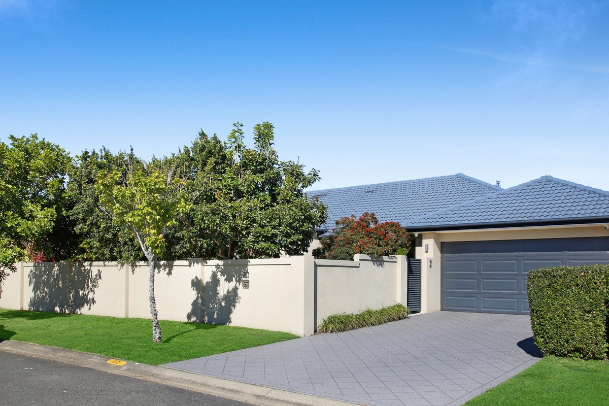 23 Tropicana Circuit Burleigh Waters 25