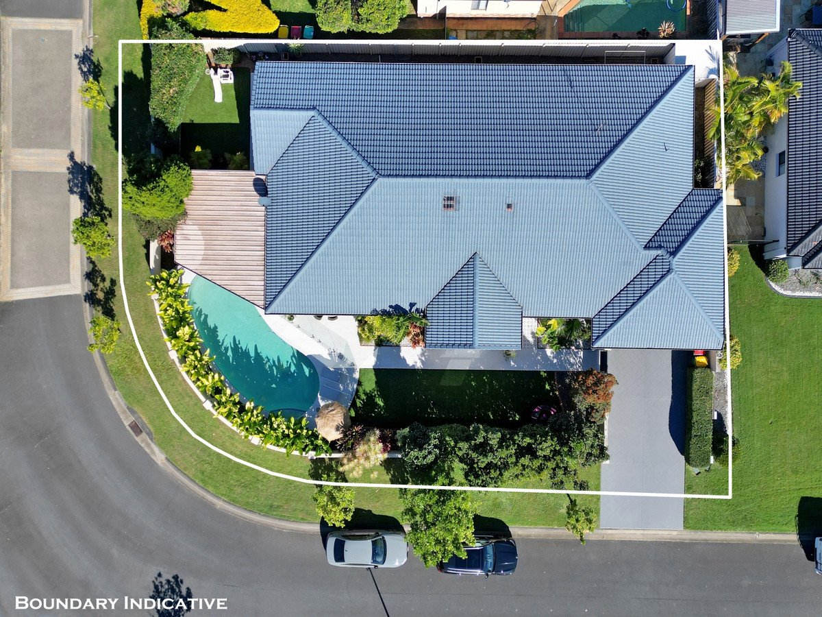 23 Tropicana Circuit Burleigh Waters 2