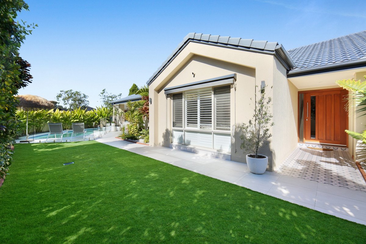 23 Tropicana Circuit Burleigh Waters 3