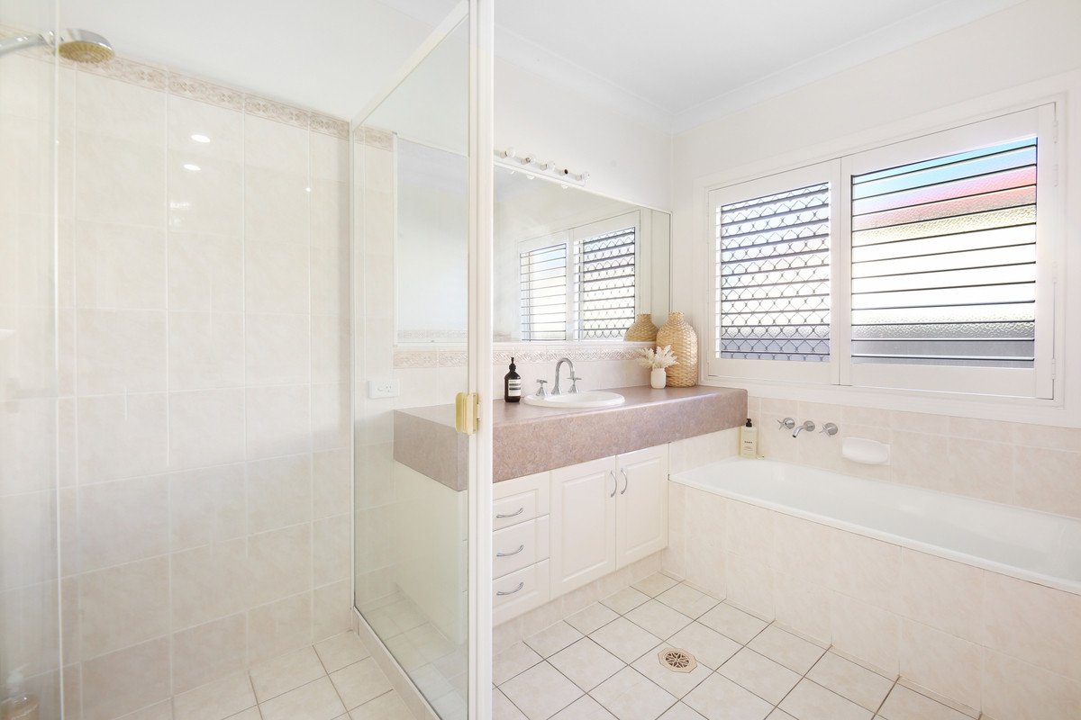 23 Tropicana Circuit Burleigh Waters 23