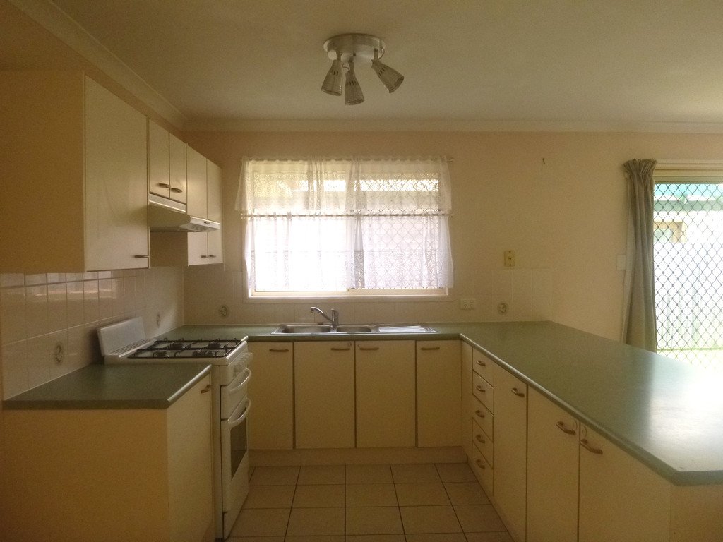 23 Turquoise Place WAVELL HEIGHTS 2