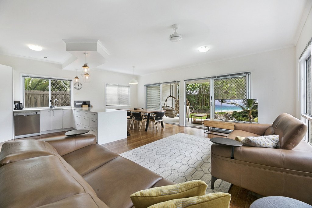 23 Twenty Fourth Avenue PALM BEACH 2