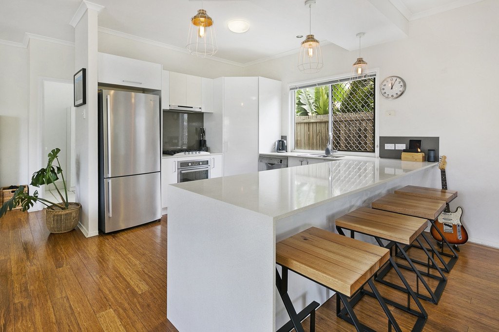 23 Twenty Fourth Avenue PALM BEACH 4