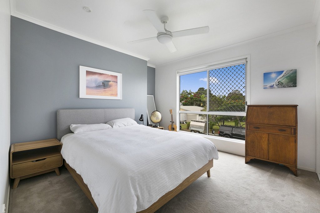 23 Twenty Fourth Avenue PALM BEACH 9