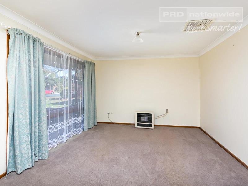 23 Undurra Drive GLENFIELD PARK 5