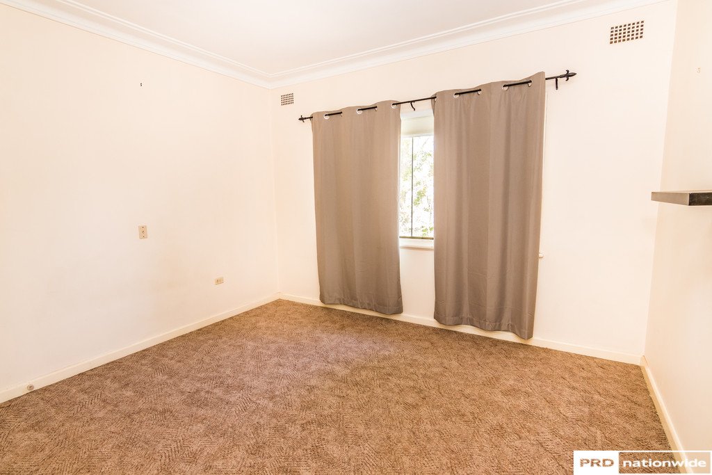 23 Victoria Street TAMWORTH 8