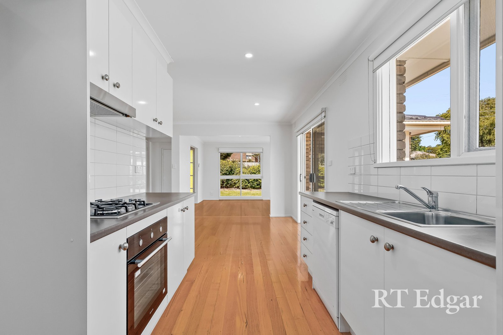 Real Estate and Property in 23 Vincent Street, Macleod, VIC