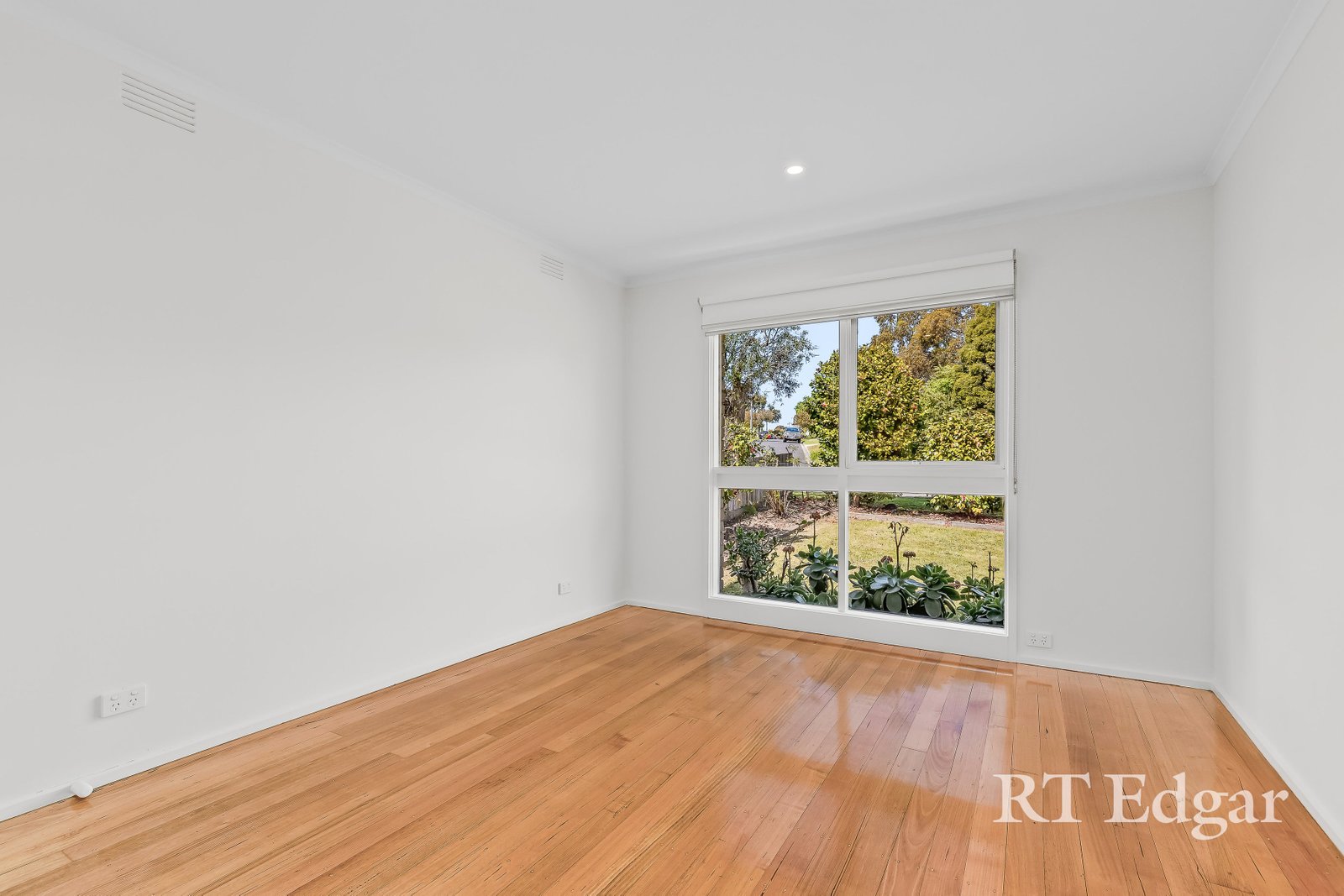 Real Estate and Property in 23 Vincent Street, Macleod, VIC