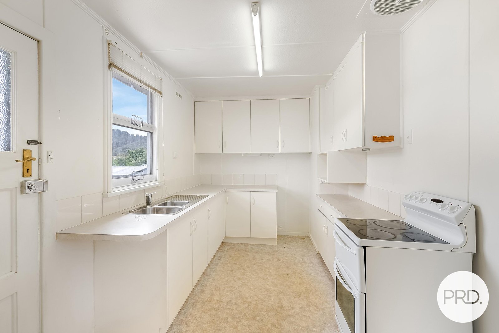 23 Waratah Street RISDON VALE 2