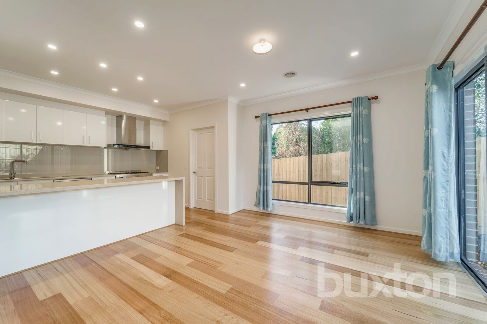 Gallery: 2/3 Warrina Street