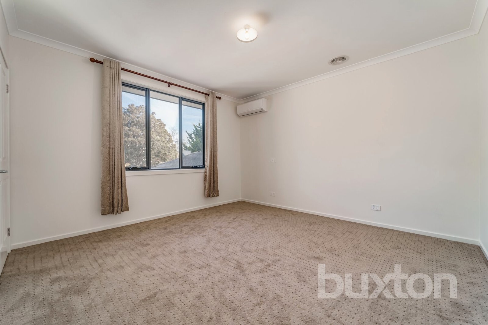 Gallery: 2/3 Warrina Street