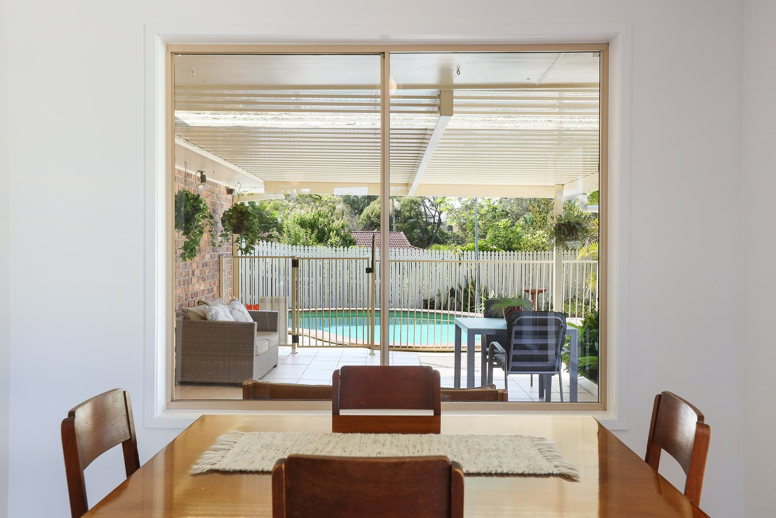 23 Watford Crescent MOLENDINAR 8