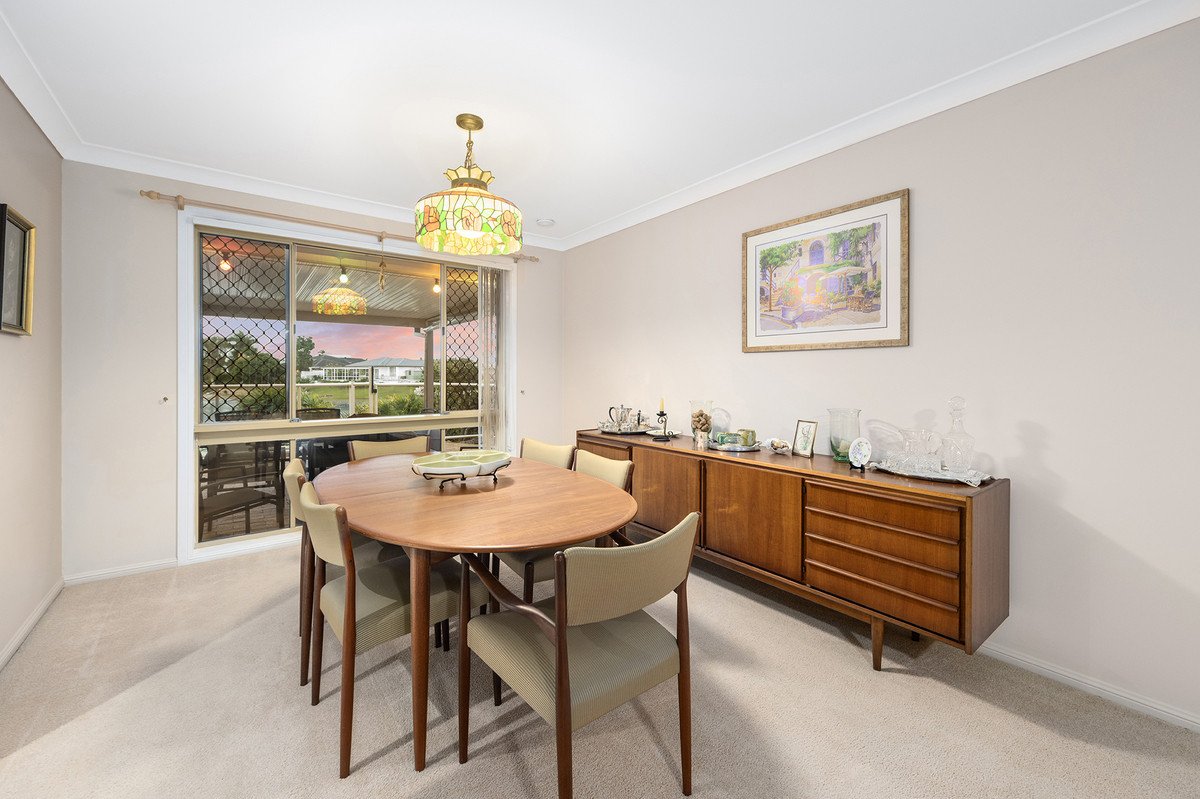 23 Wedgebill Parade Burleigh Waters 11