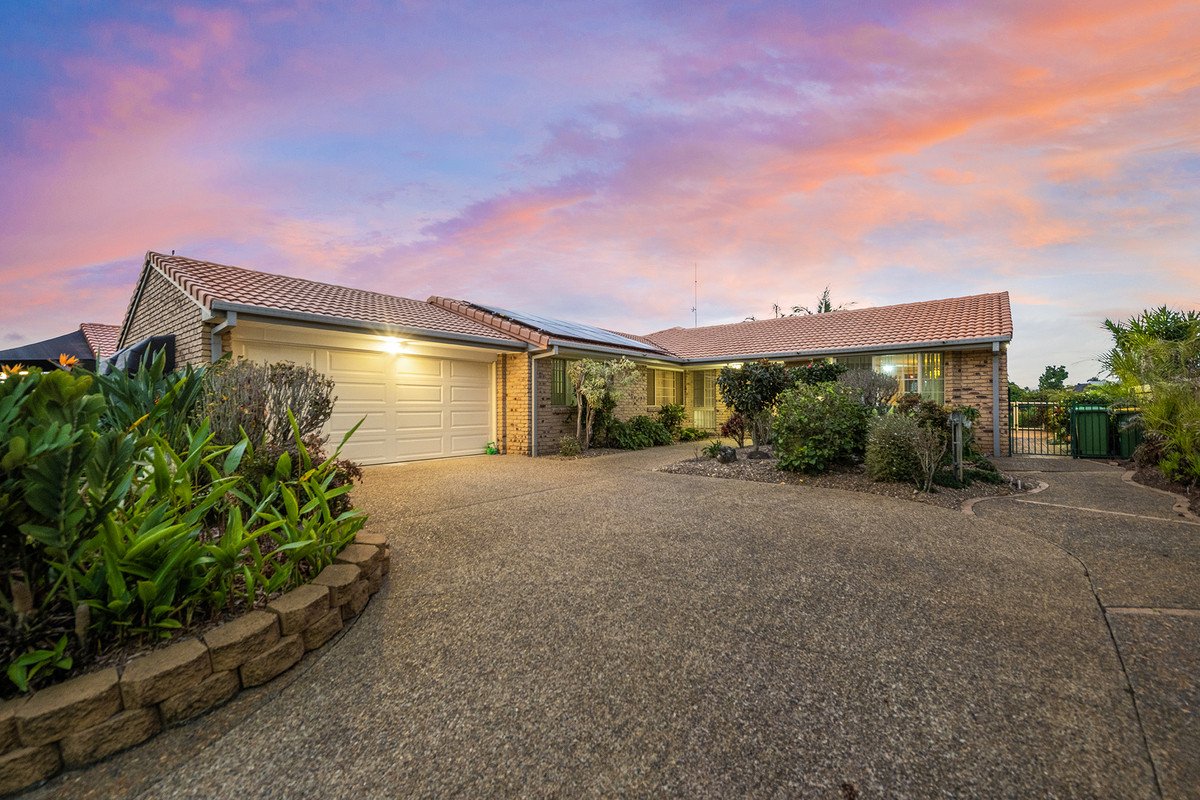 23 Wedgebill Parade Burleigh Waters 15