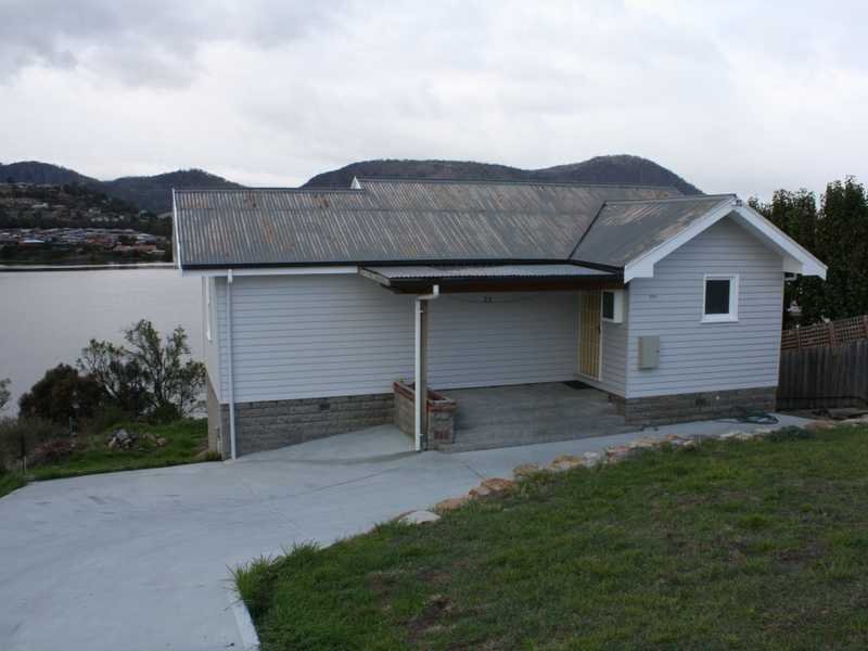 23 Wendourie Parade AUSTINS FERRY 1