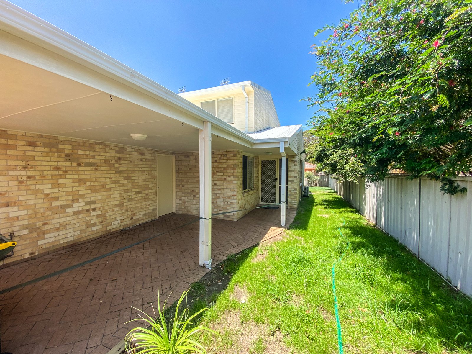 2/3 Whitesands Road FINGAL BAY 21