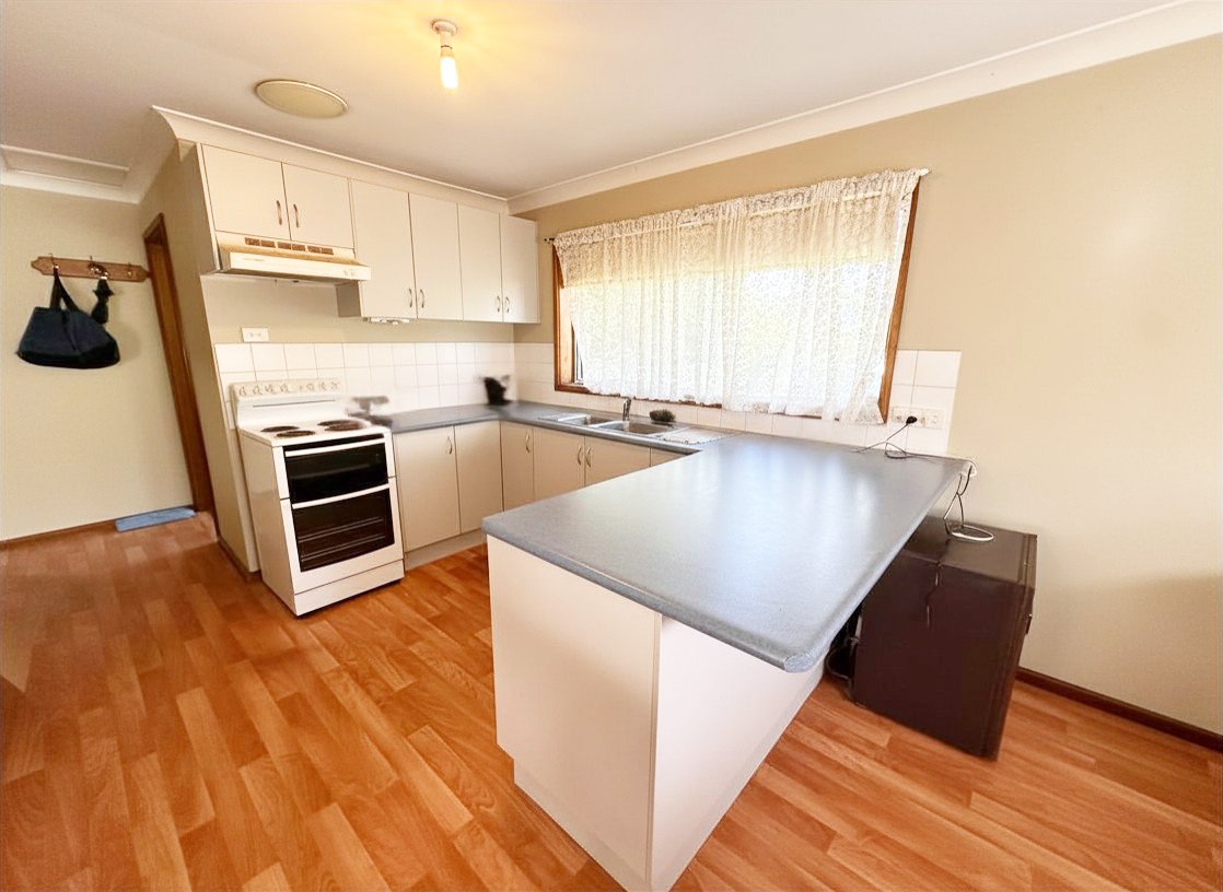 23 William Street TUMBARUMBA 4