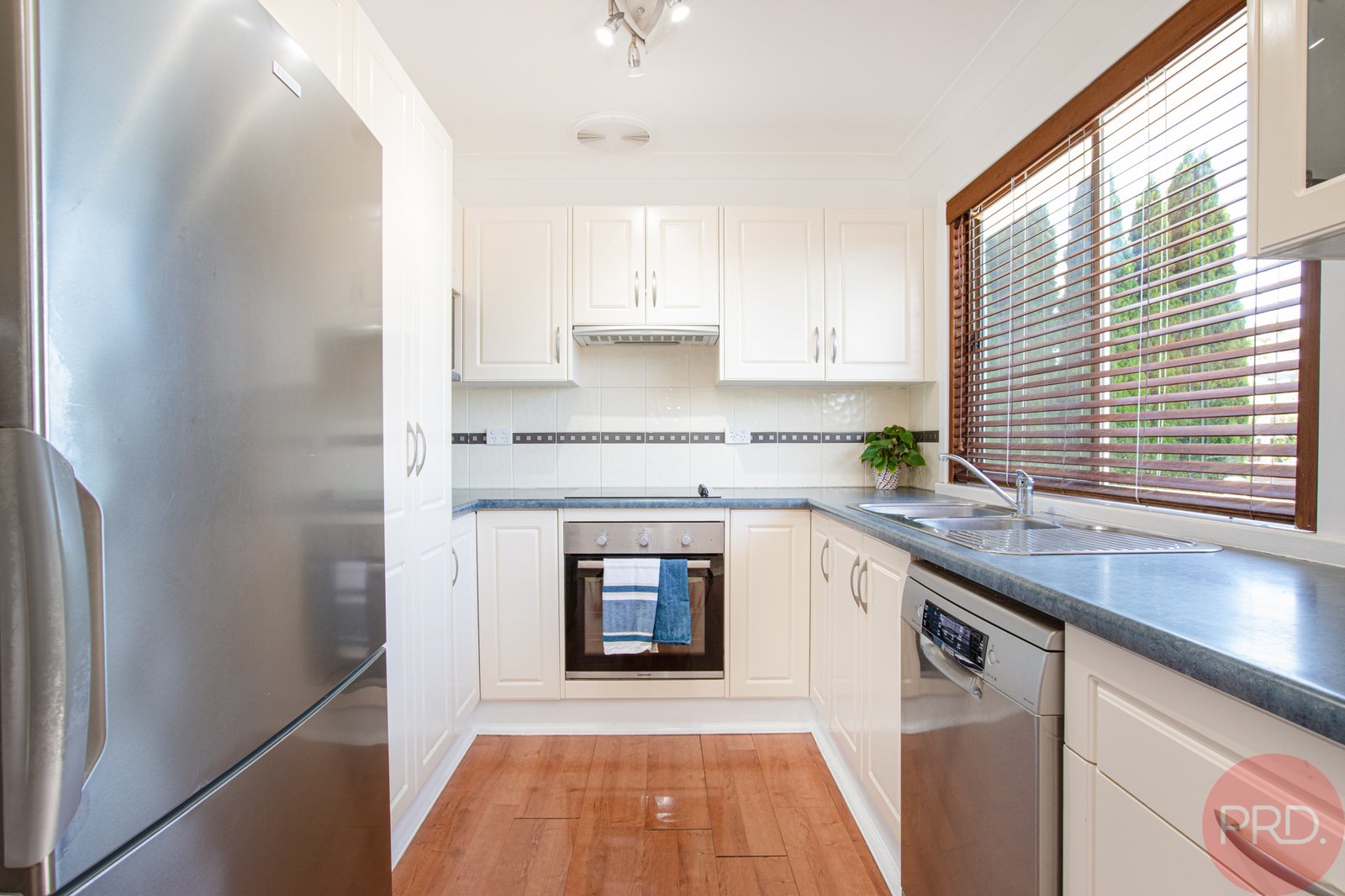 23 Wolstenholme Street RUTHERFORD 6