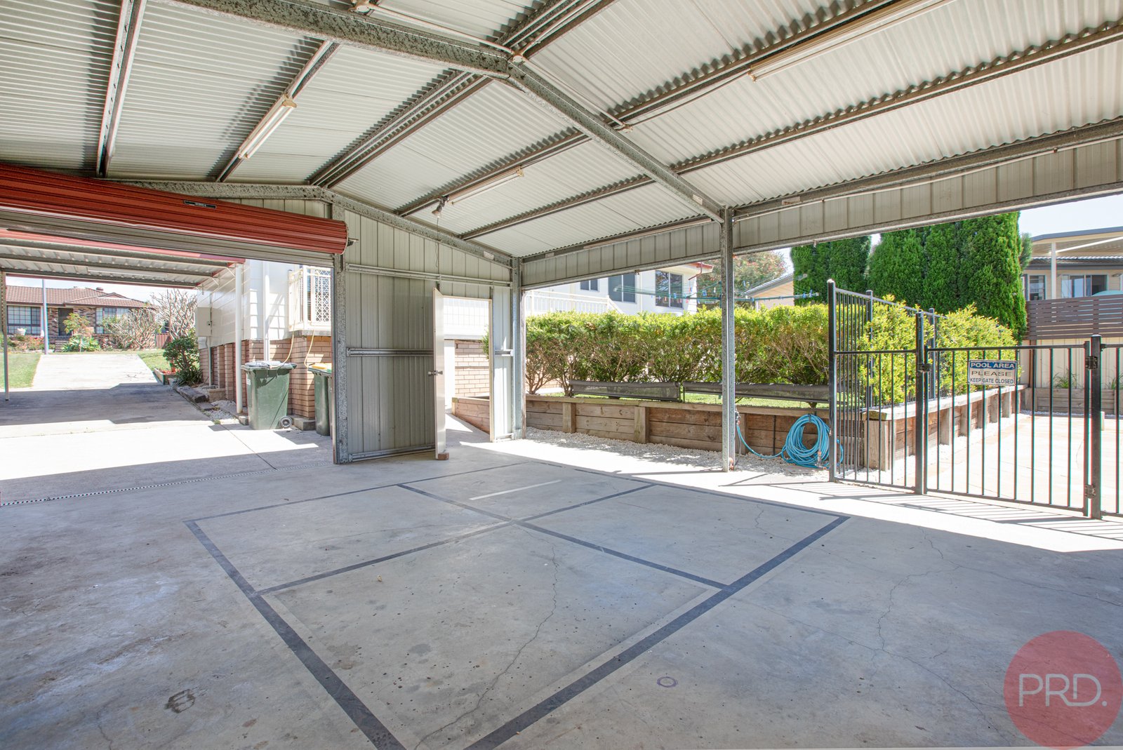 23 Wolstenholme Street RUTHERFORD 16
