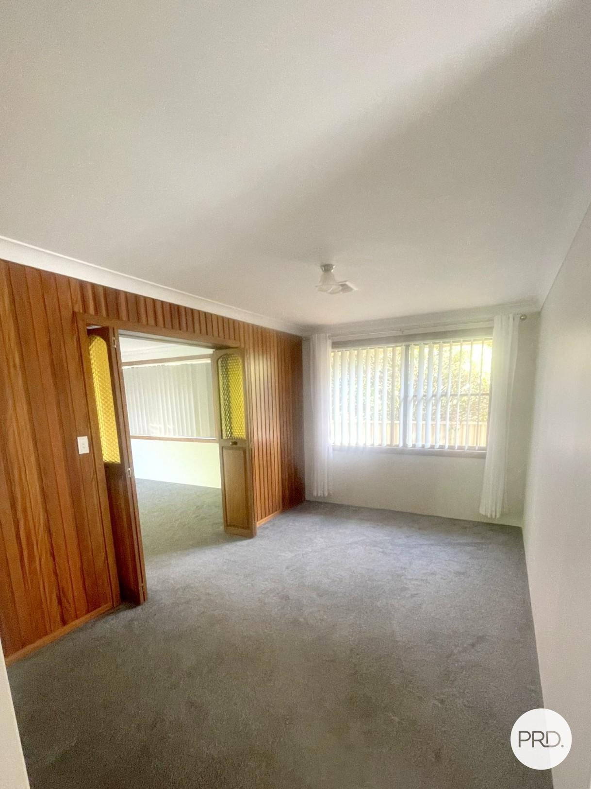 23 Woodward Street ORANGE 4