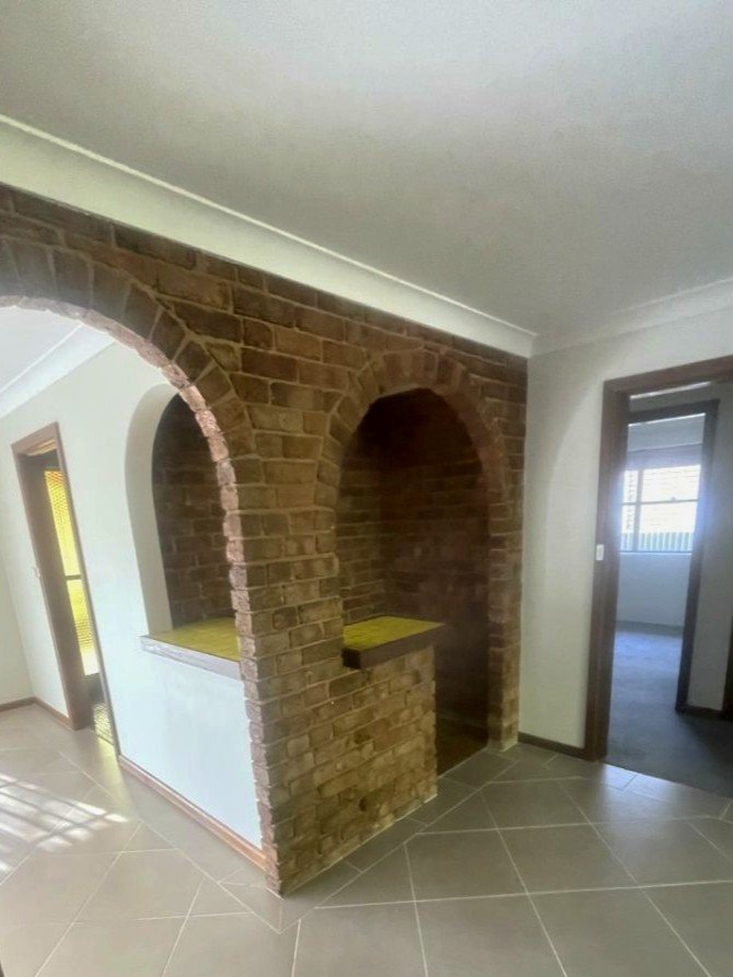 23 Woodward Street ORANGE 6