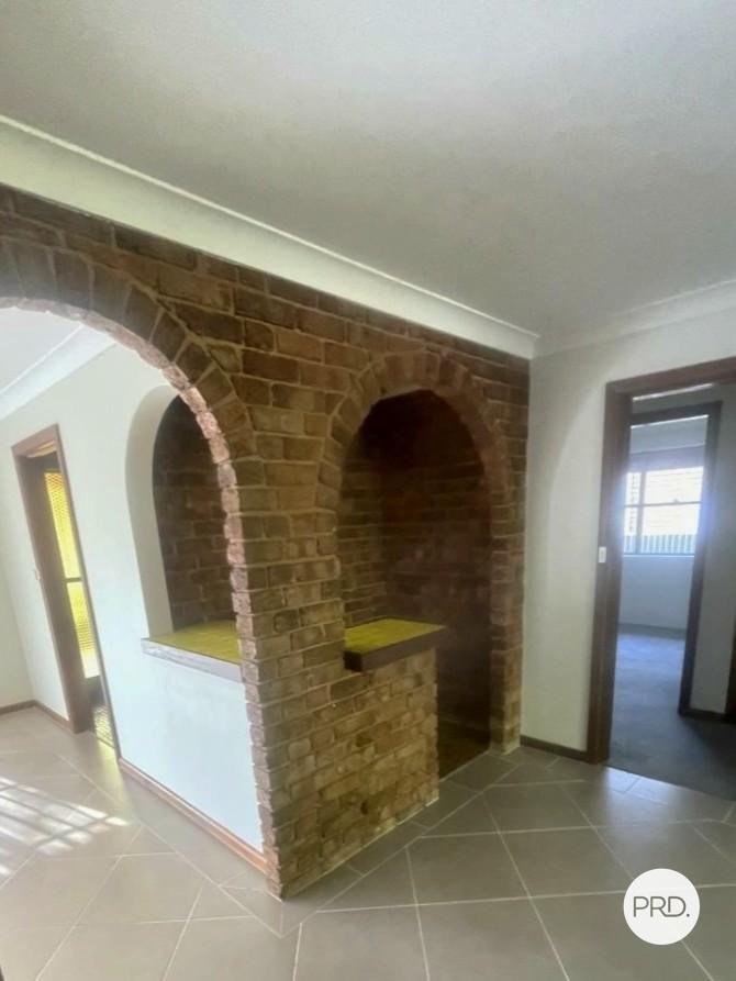 23 Woodward Street ORANGE 6