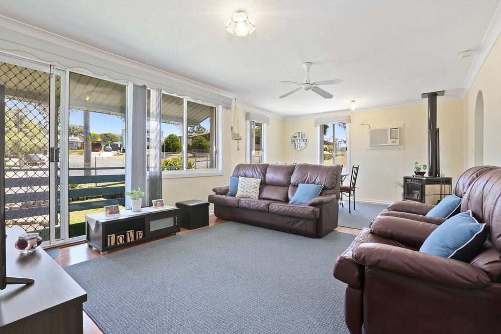 23 Wyndarra Way KOONAWARRA 2