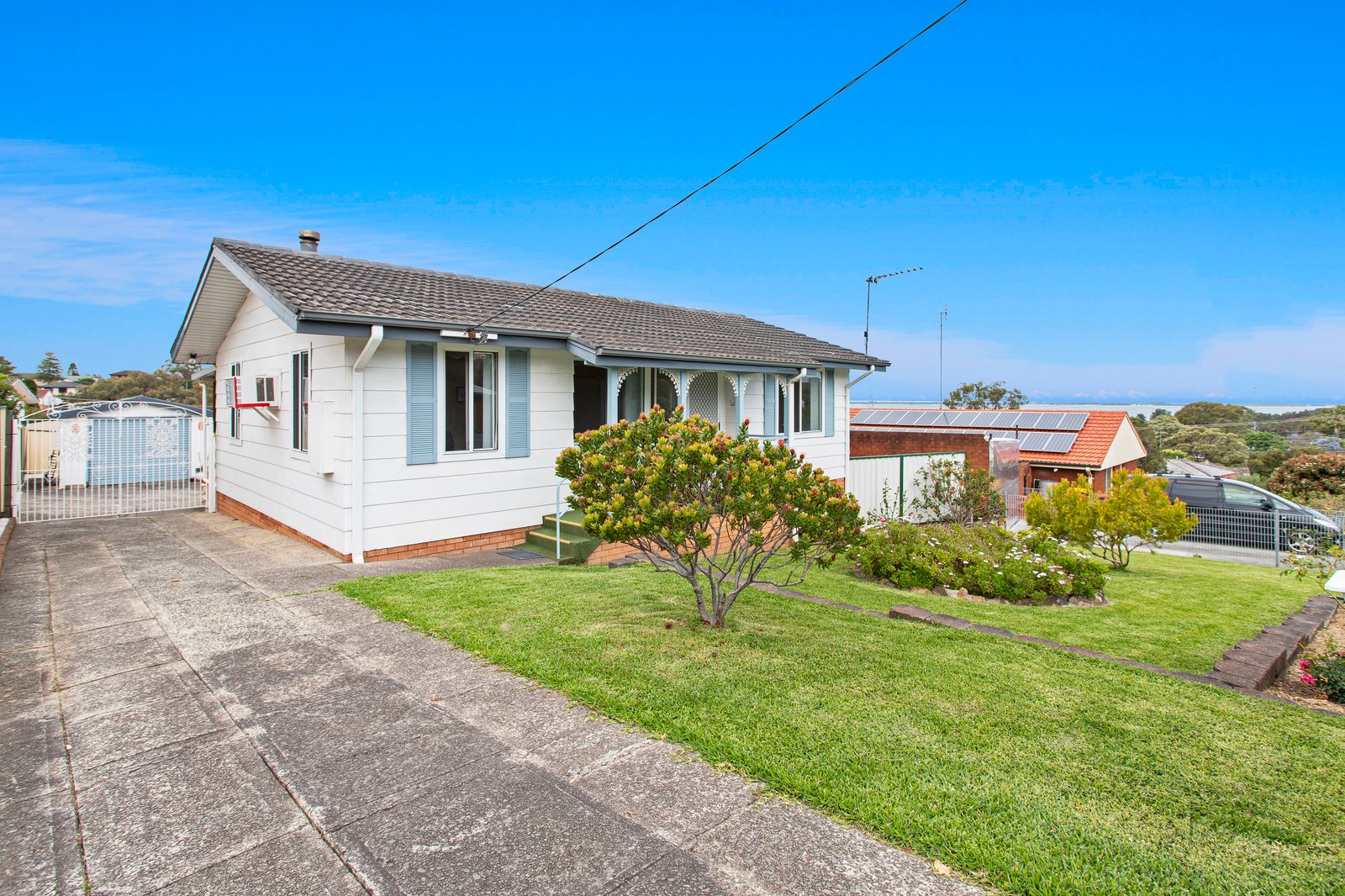 23 Wyndarra Way KOONAWARRA 2