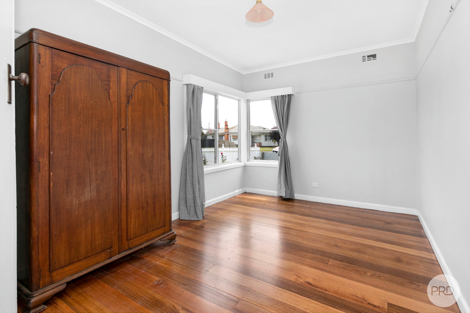 23 Yarrowee Street SEBASTOPOL 4