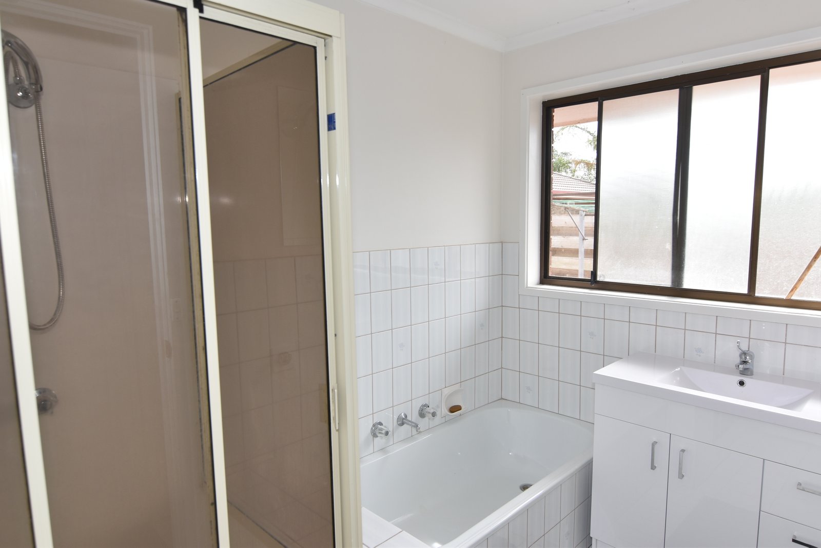 Gallery: 2/30-32 Enfield Drive Drive
