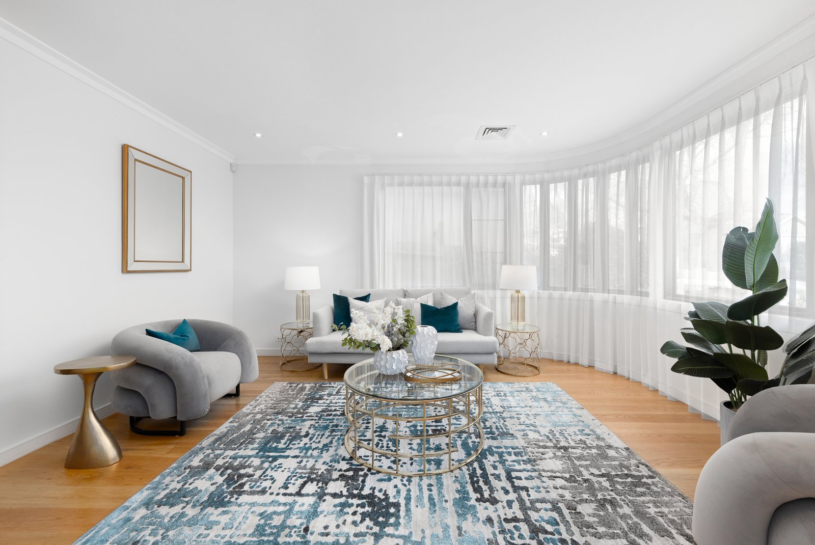 Gallery: 2/30 Aisbett Avenue