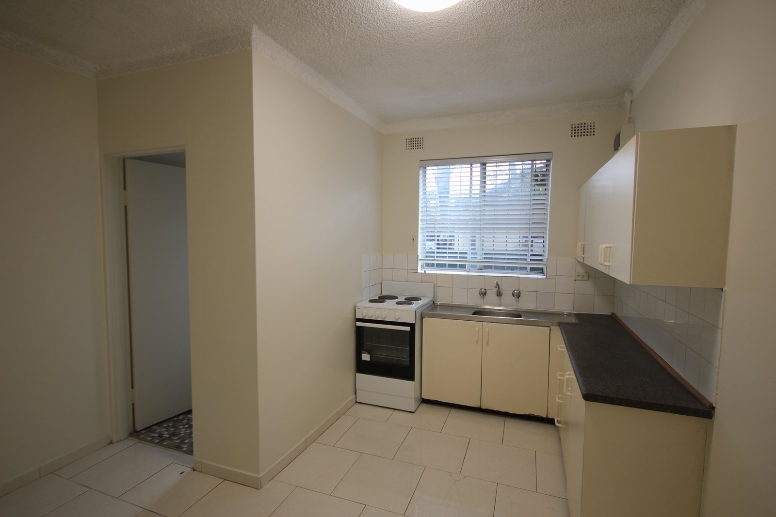2/30 Arthur Street PUNCHBOWL 3