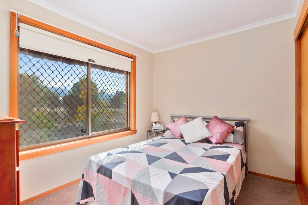 2/30 Barrett Street GLENORCHY 10