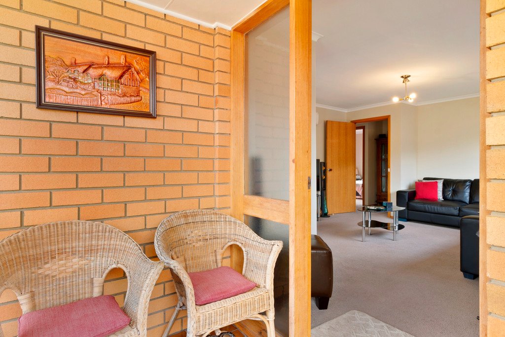 2/30 Barrett Street GLENORCHY 14