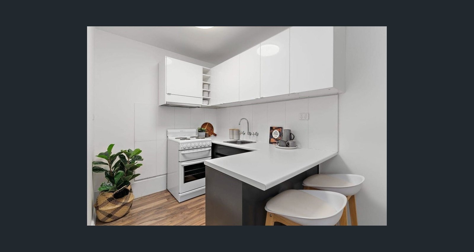 Gallery: 2/30 Bishop Street