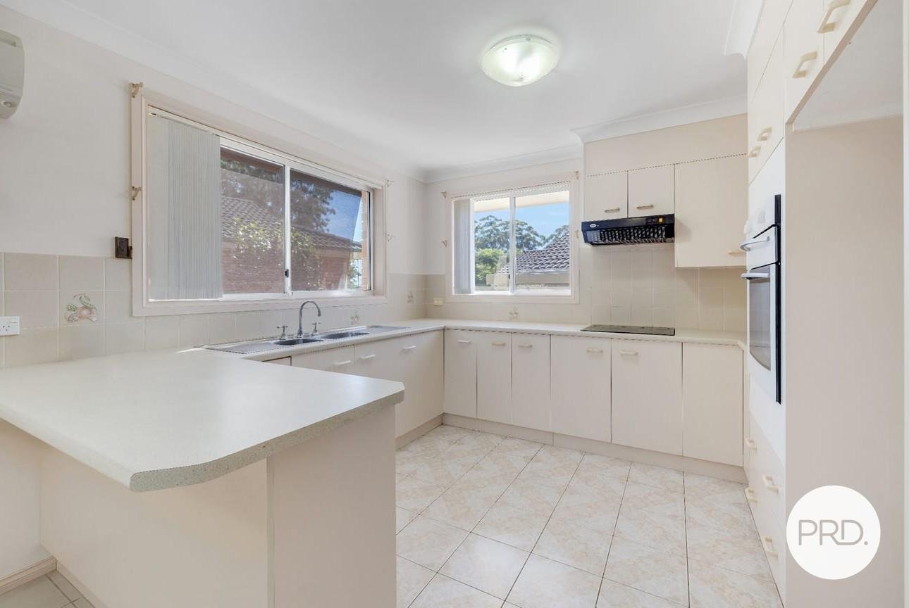 2/30 Blackbutt Crescent LAURIETON 2