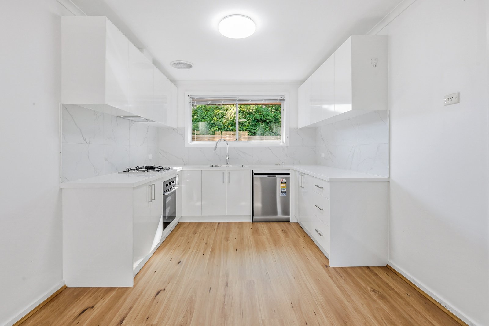 Gallery: 2/30 Burns Avenue