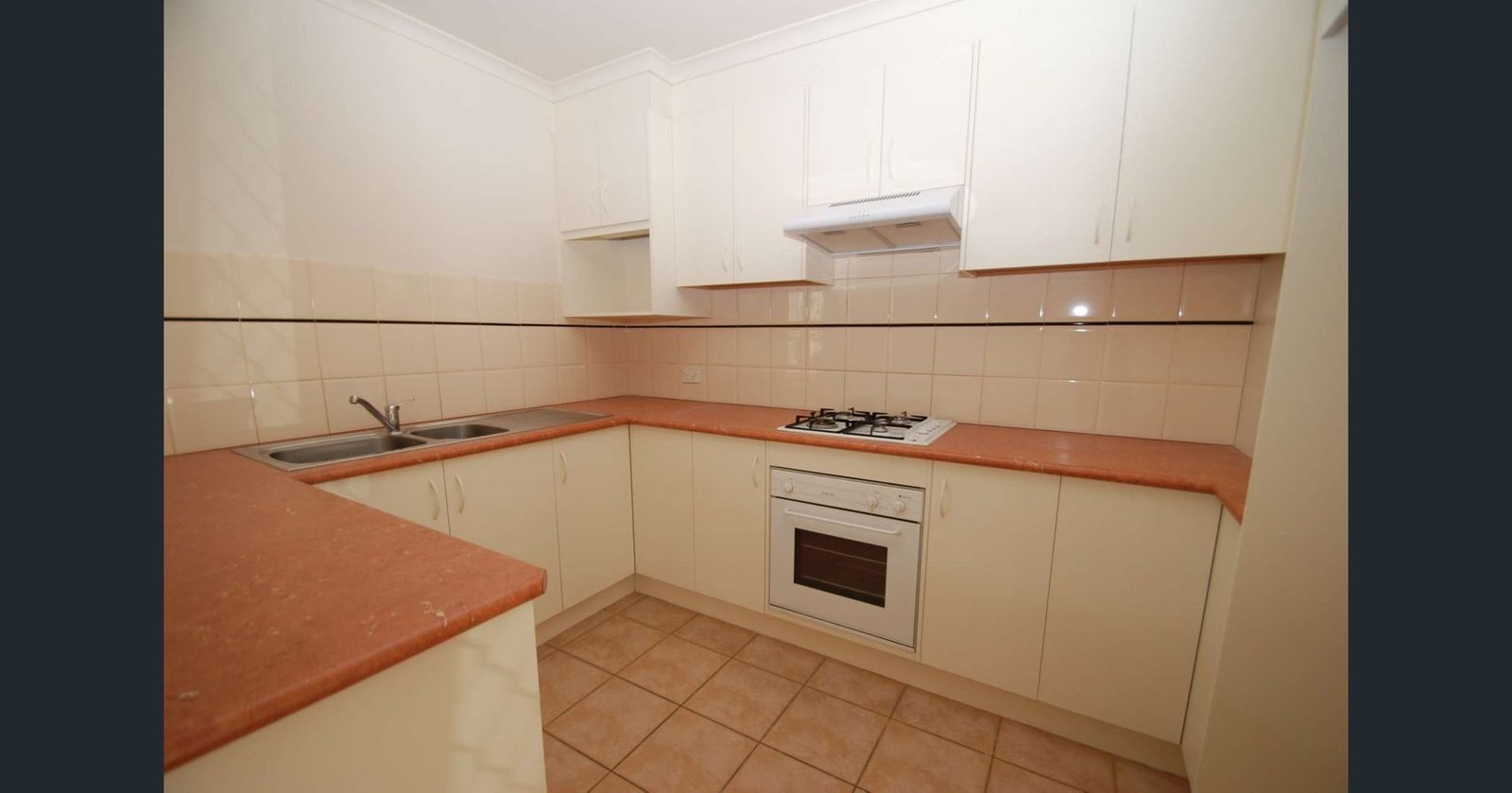 Gallery: 2/30 Cleveland Road