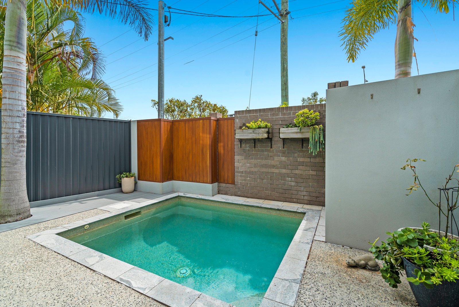 2/30 Coolangatta Road COOLANGATTA 5