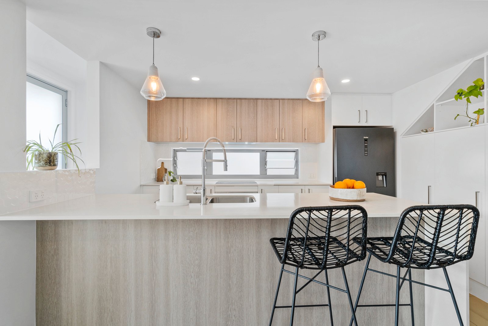 2/30 Coolangatta Road COOLANGATTA 10