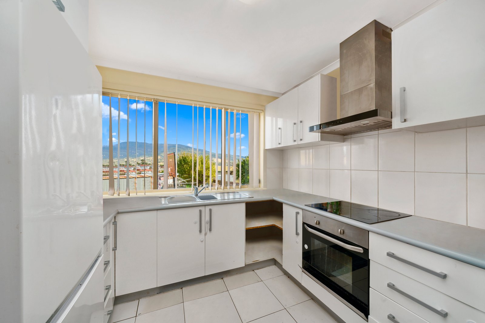 2/30 Cowle Road BRIDGEWATER 3