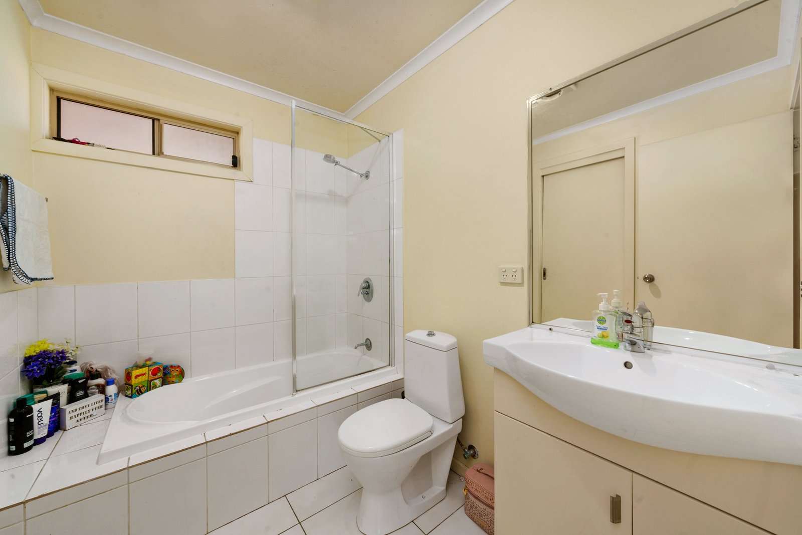 2/30 Cowle Road BRIDGEWATER 5