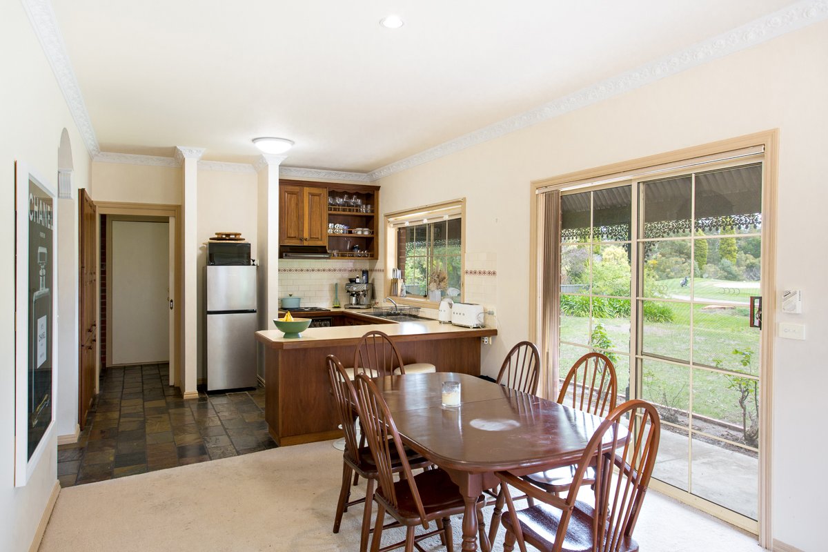 Gallery: 2/30 Fairway Court